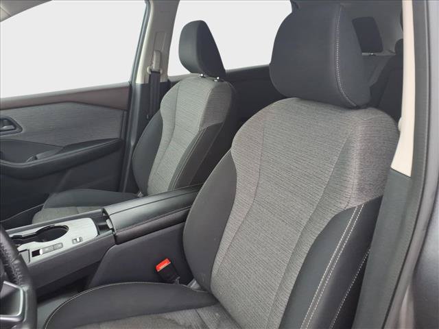 Used 2022 Nissan Rogue S FWD image 16