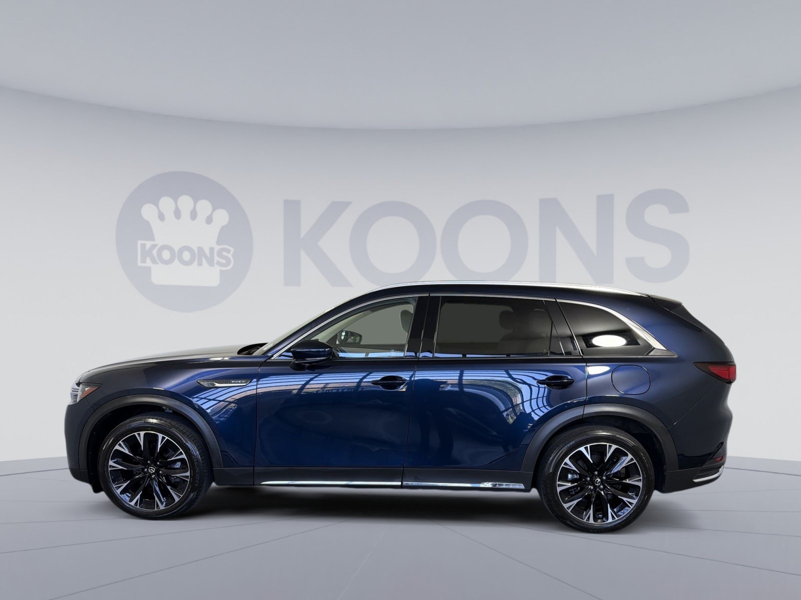 Used 2024 MAZDA CX-90 Plug-In Hybrid w/ Premium Plus AWD/4WD image 2