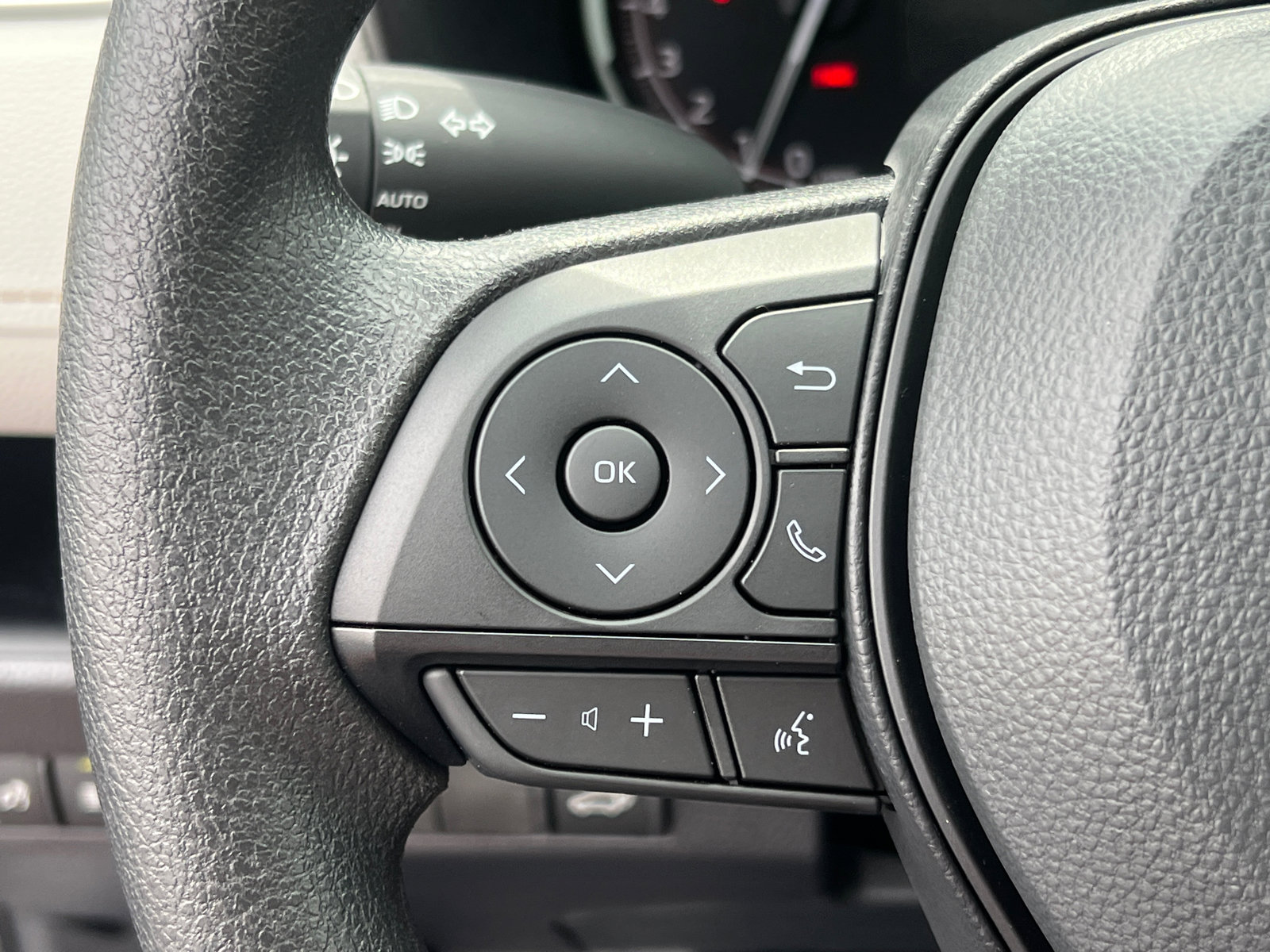 New 2025 Toyota RAV4 XLE image 25