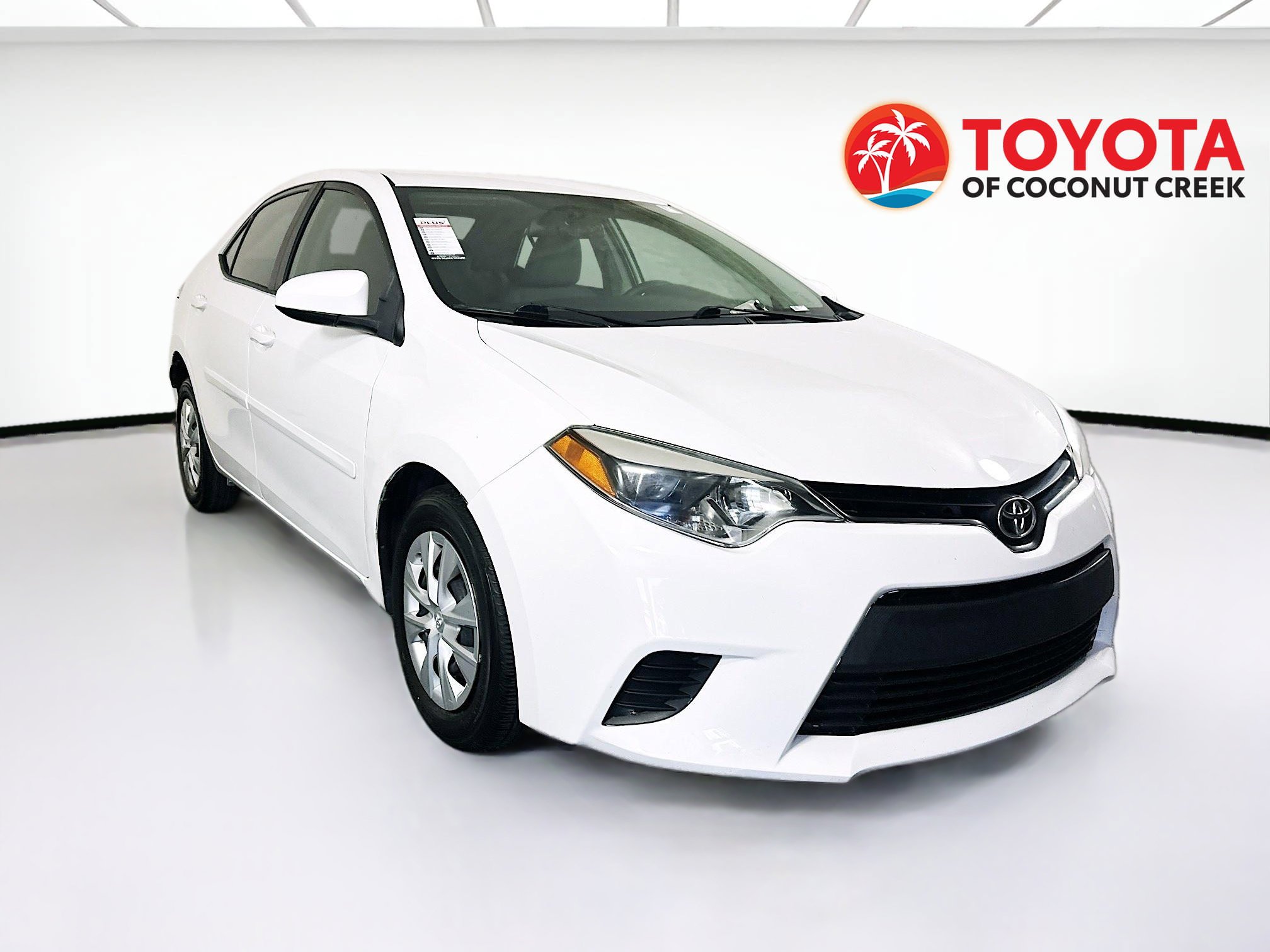 Used 2015 Toyota Corolla L FWD image 1