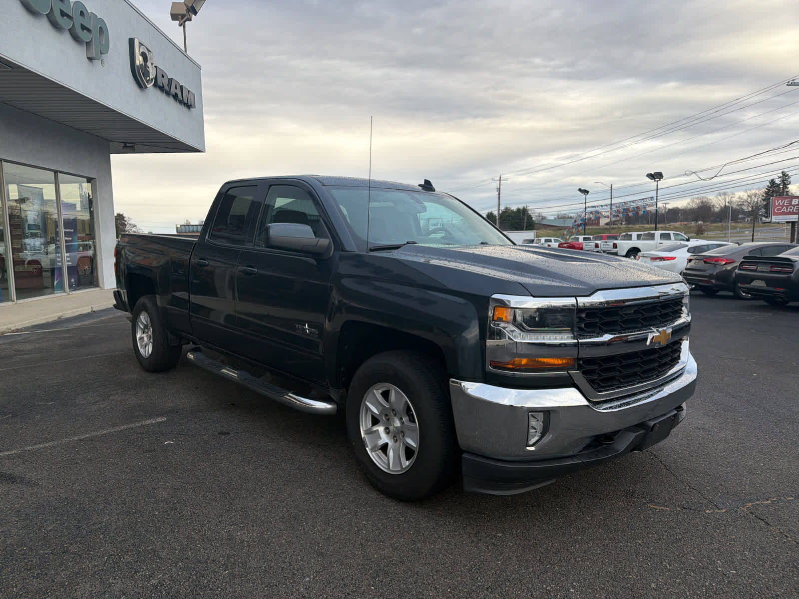Used 2017 Chevrolet Silverado 1500 LT w/ Texas Edition image 4