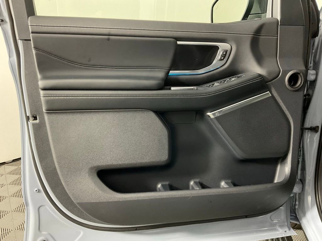 New 2026 Ford Expedition Max Platinum AWD/4WD image 12