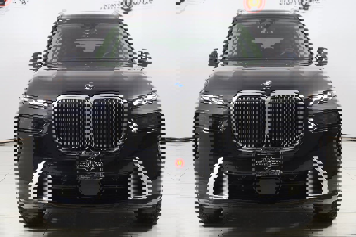 Used 2023 BMW X7 xDrive40i w/ Premium Package image 58