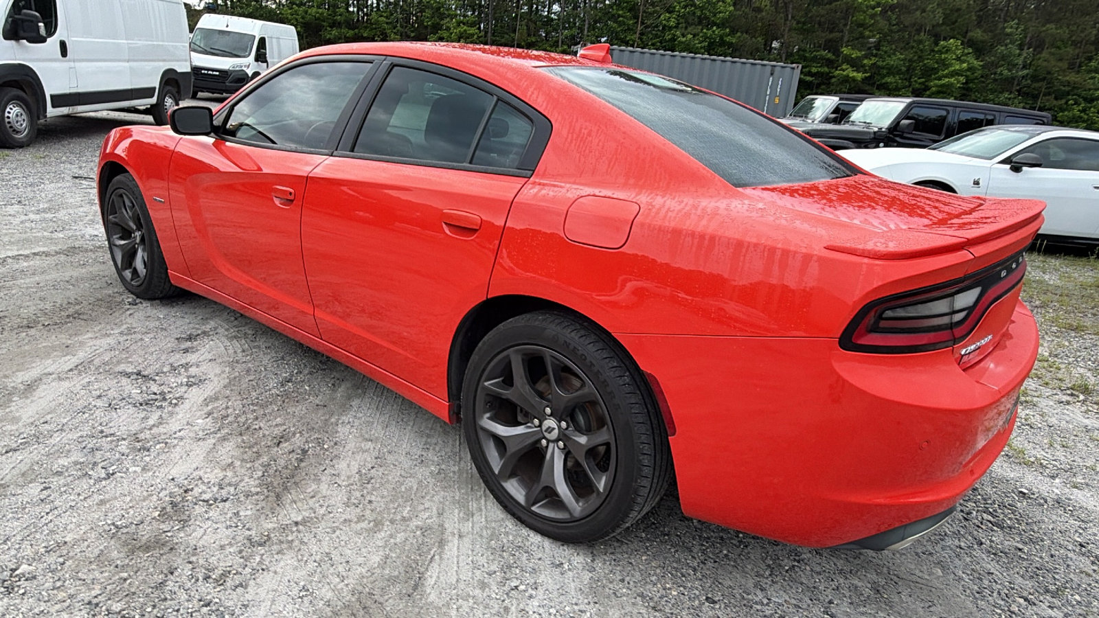 Used 2018 Dodge Charger R/T w/ Plus Group RWD image 10