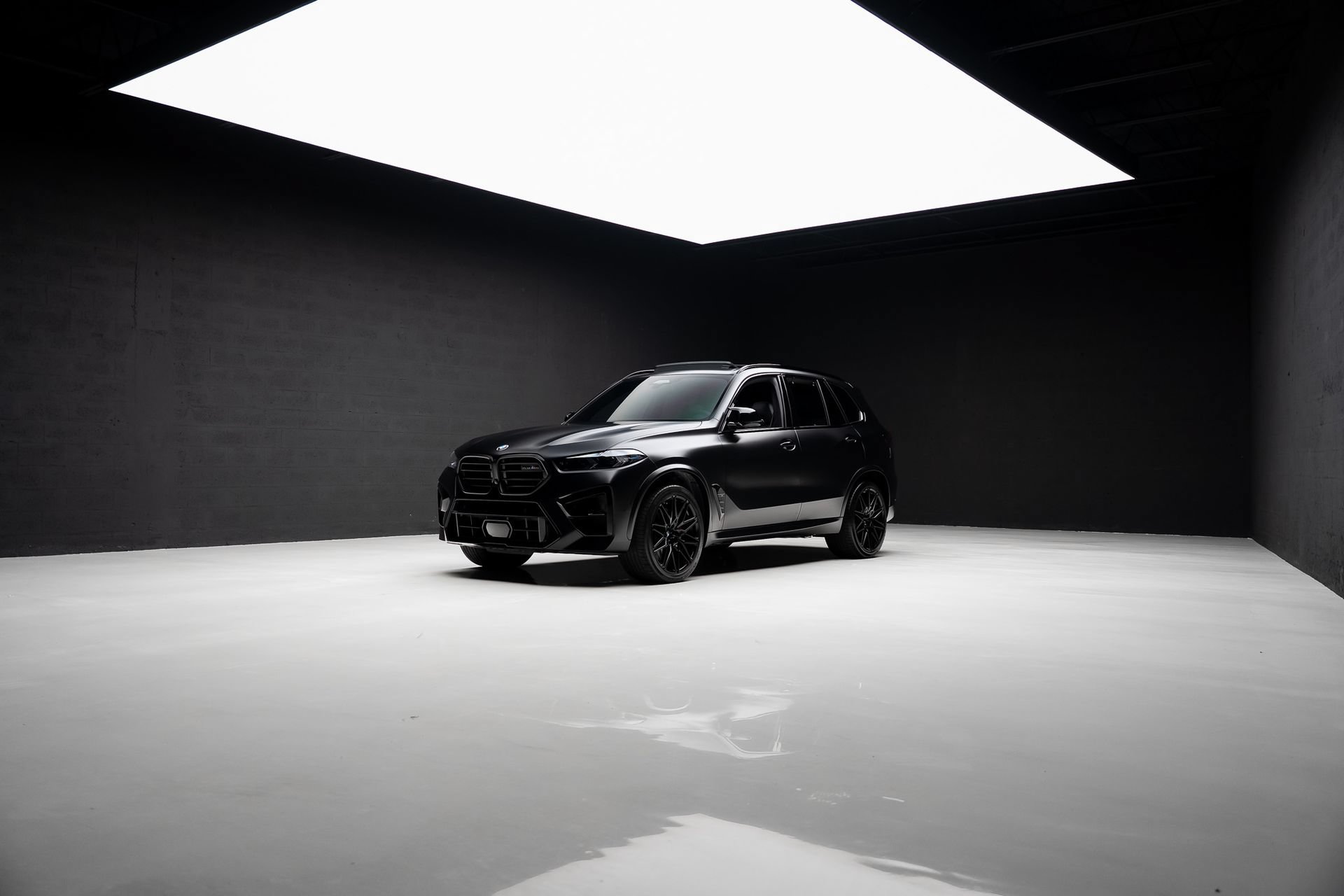 Used 2024 BMW X5 M Competition w/ Executive Package AWD/4WD image 90