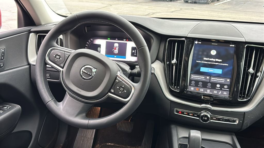 Certified 2023 Volvo XC60 B5 Core w/ Climate Package AWD/4WD image 7