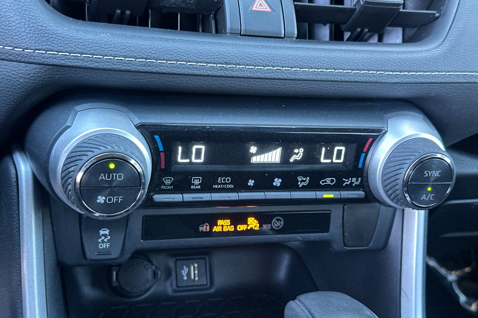Certified 2023 Toyota RAV4 LE AWD/4WD image 24