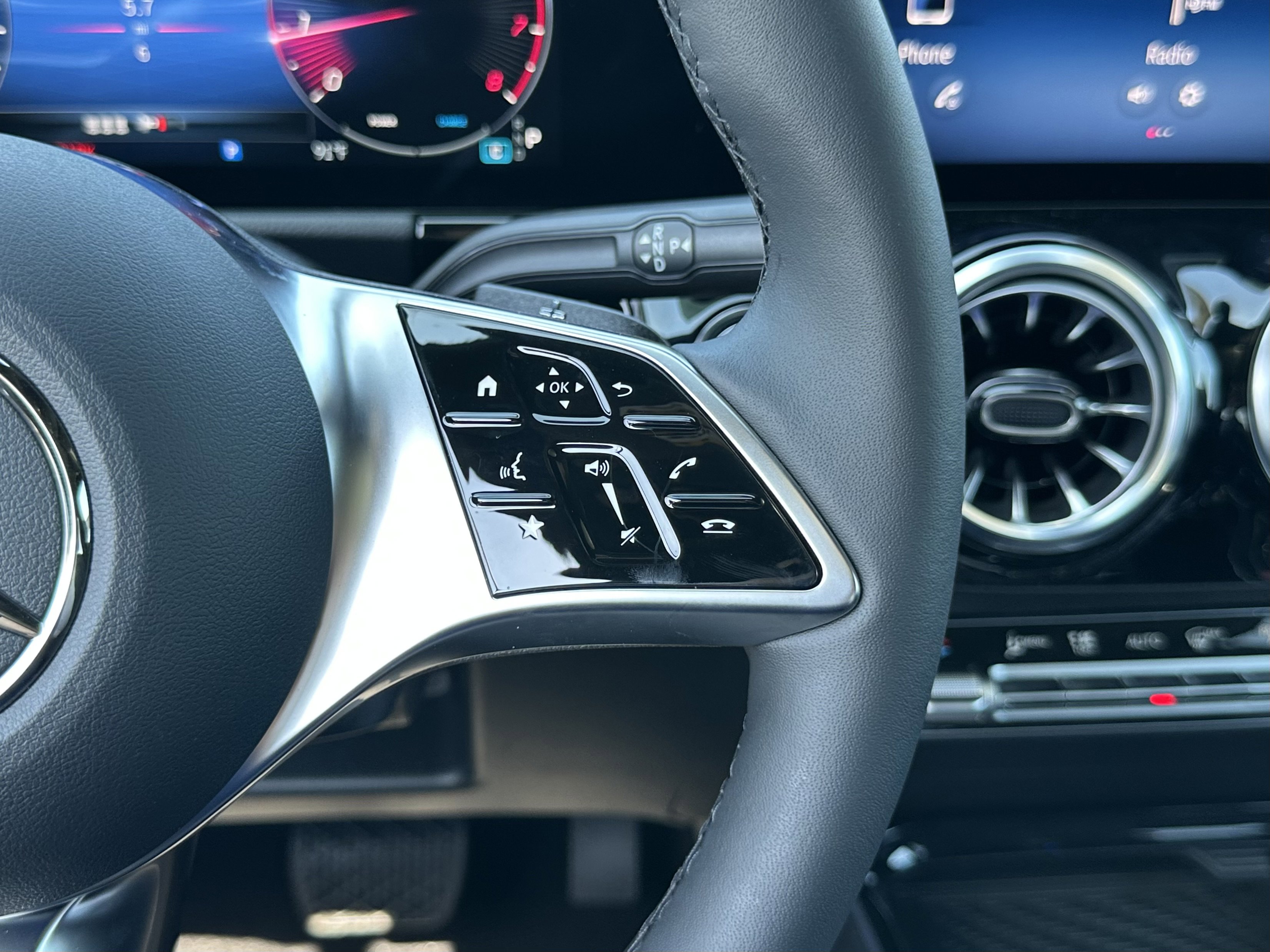 New 2026 Mercedes-Benz GLA 250 image 26