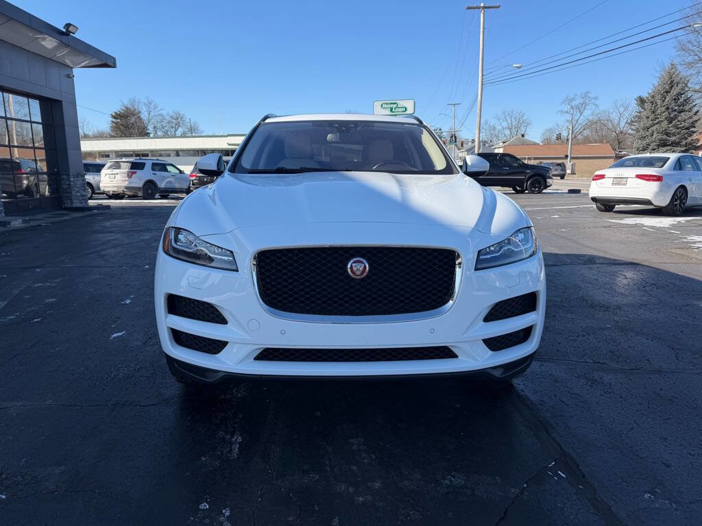 Used 2017 Jaguar F-PACE Prestige image 7
