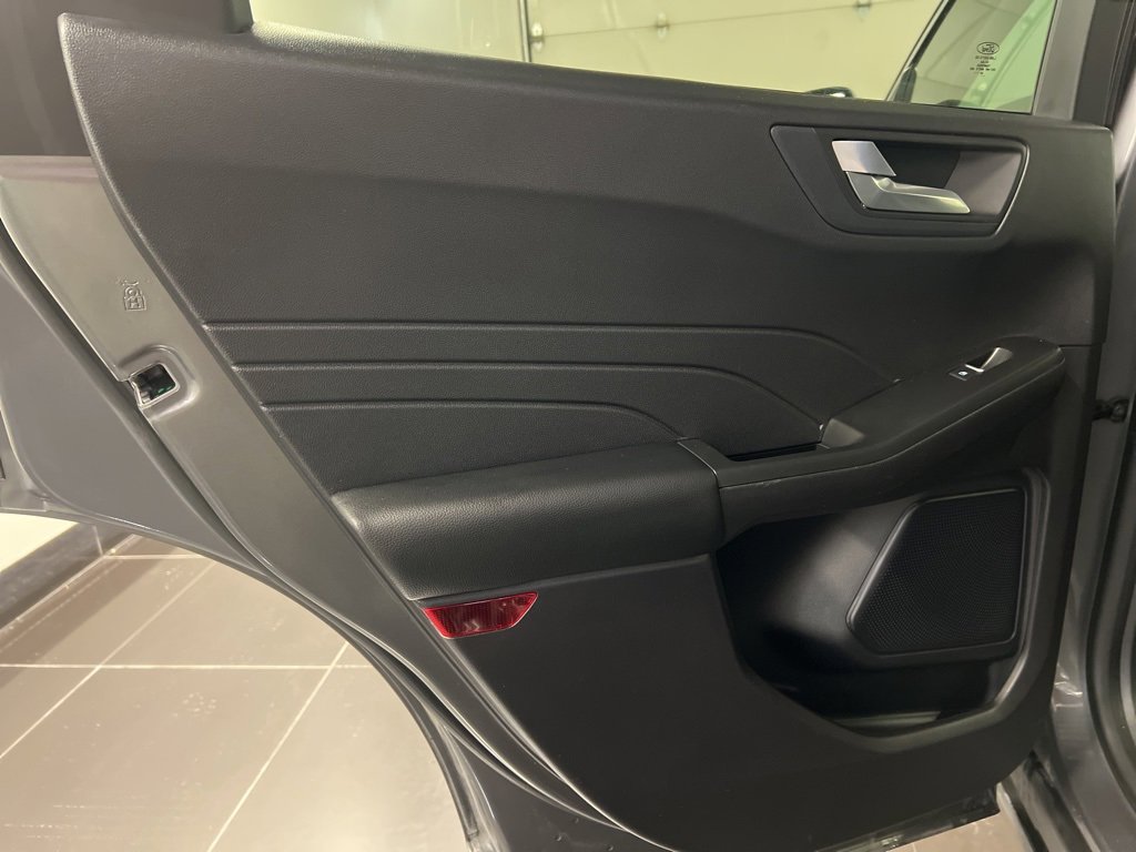 Certified 2022 Ford Escape SEL image 32