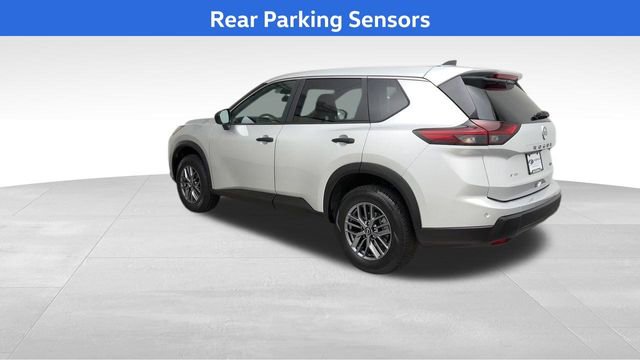 Used 2024 Nissan Rogue S image 4