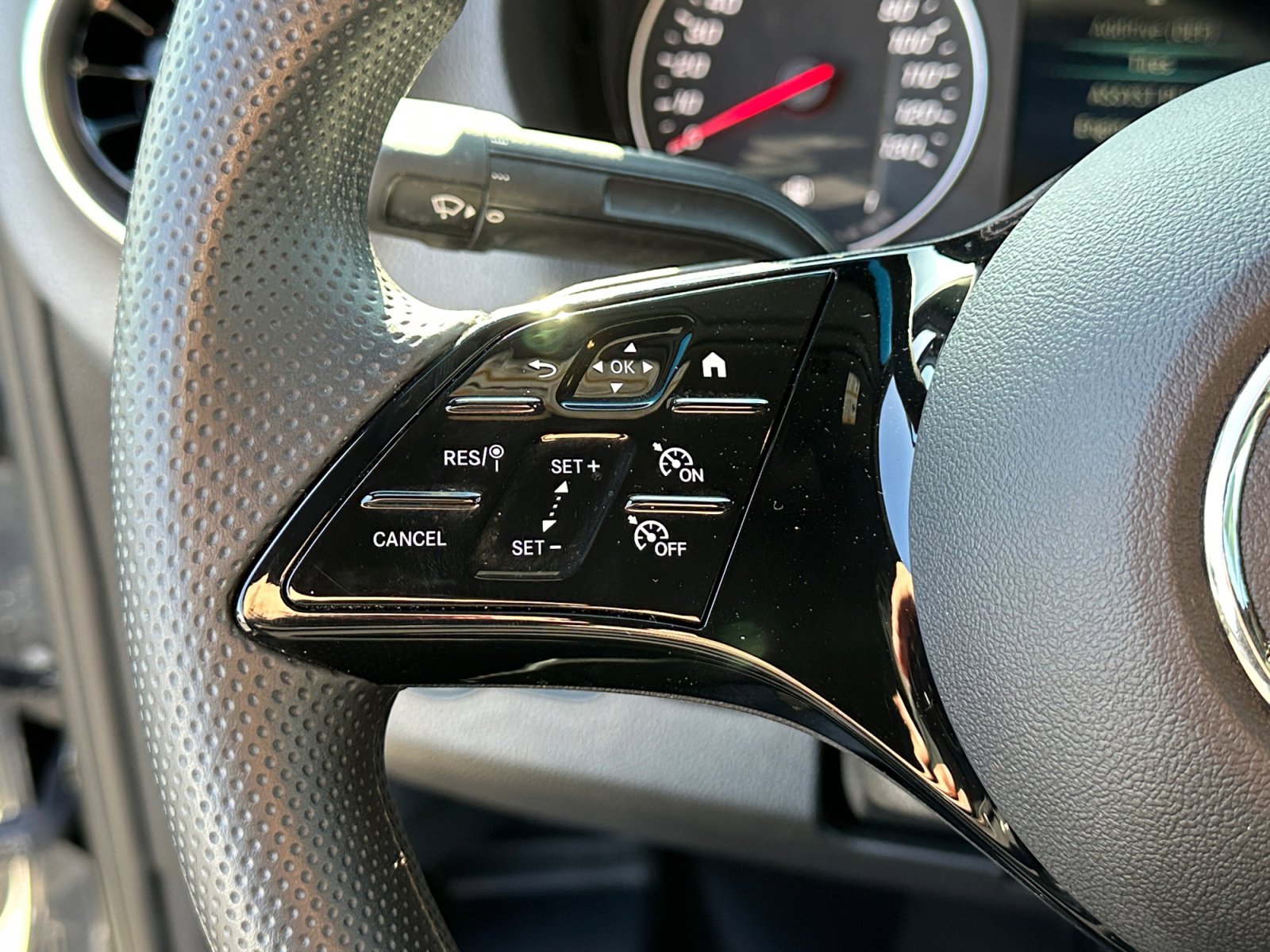 Used 2025 Mercedes-Benz Sprinter 2500 image 18