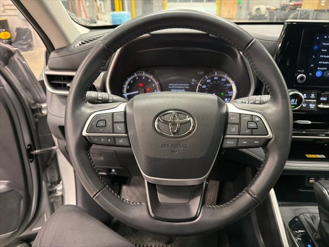 Certified 2024 Toyota Highlander XLE image 77