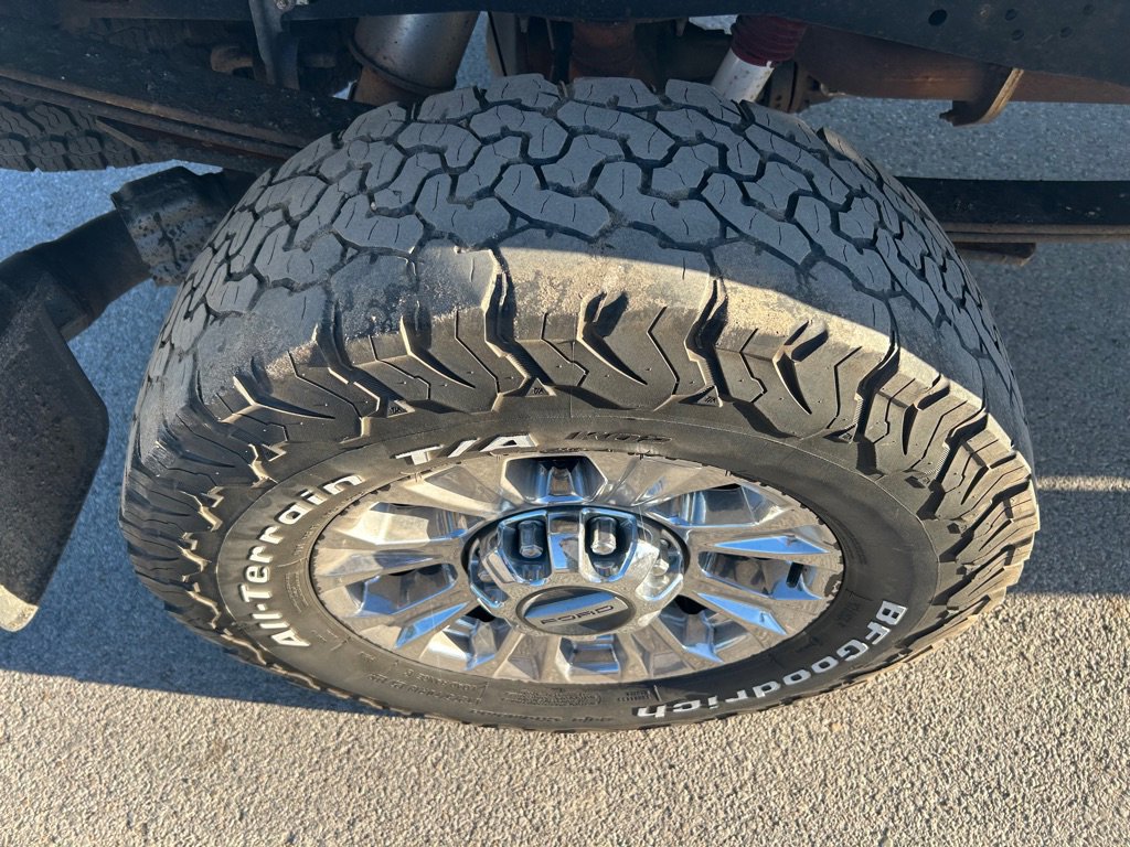 Used 2018 Ford F250 XLT w/ XLT Premium Package image 23