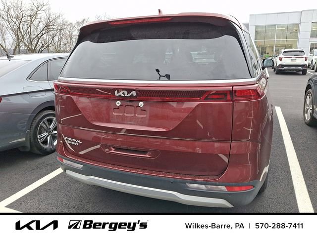Certified 2023 Kia Carnival LX image 6