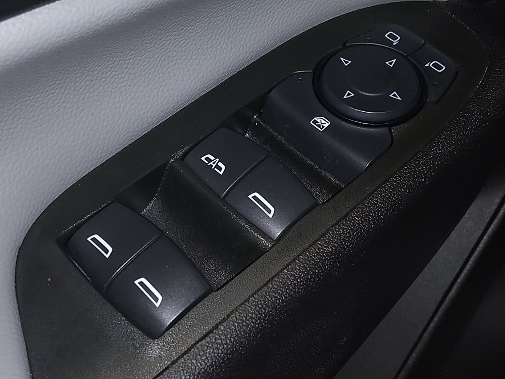 Used 2024 Chevrolet Equinox LT image 27