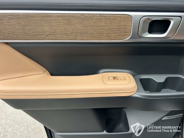 New 2027 Hyundai Santa Fe Calligraphy FWD image 17