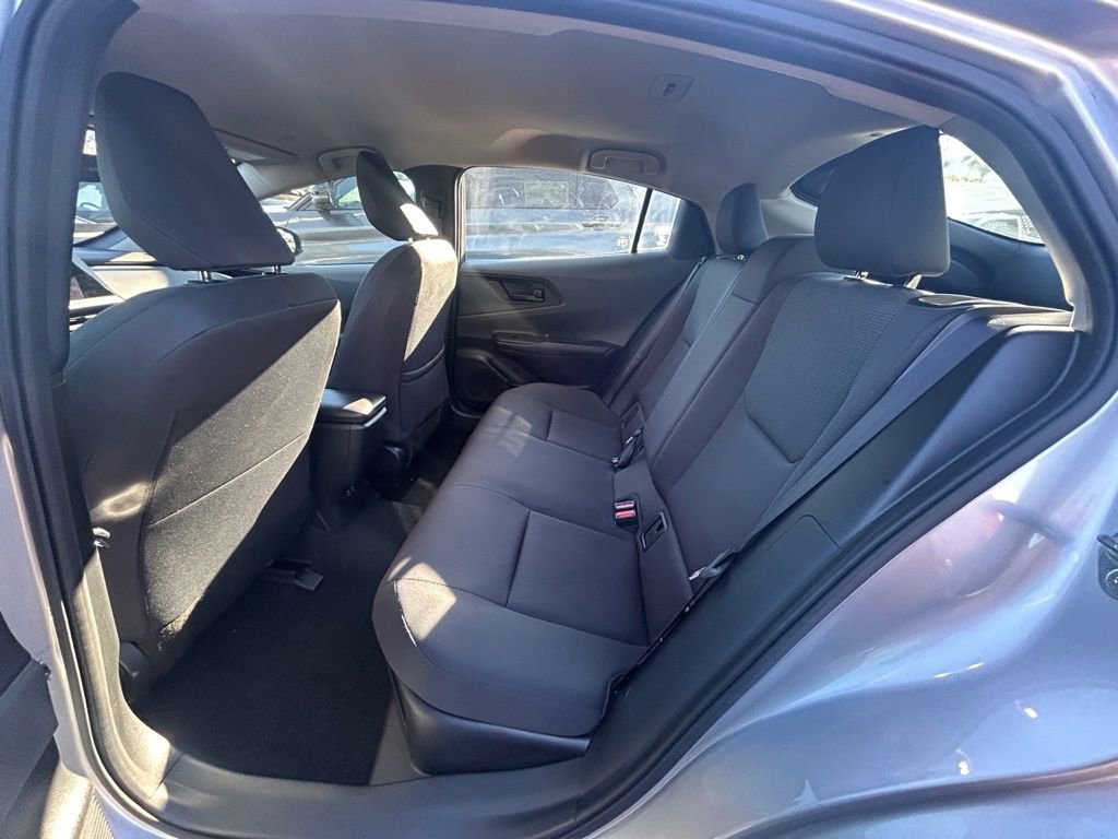 Used 2024 Toyota Prius LE image 31