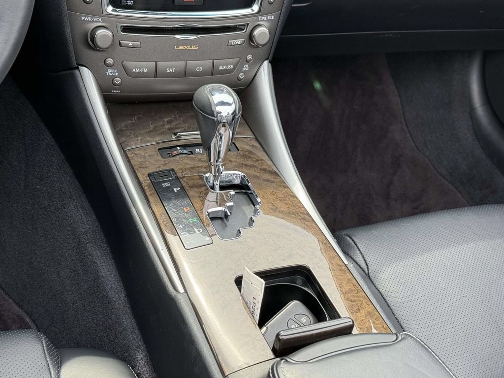 Used 2010 Lexus IS 350C RWD image 20