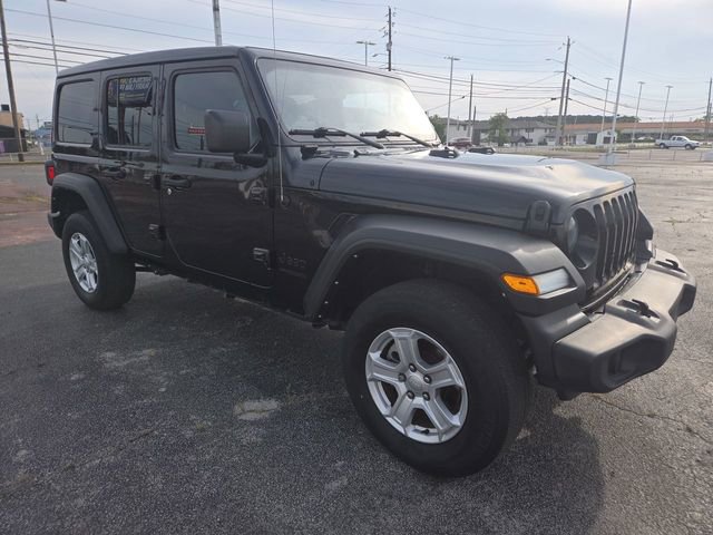 Used 2022 Jeep Wrangler Unlimited Sport w/ Sun And Sound Package AWD/4WD image 2