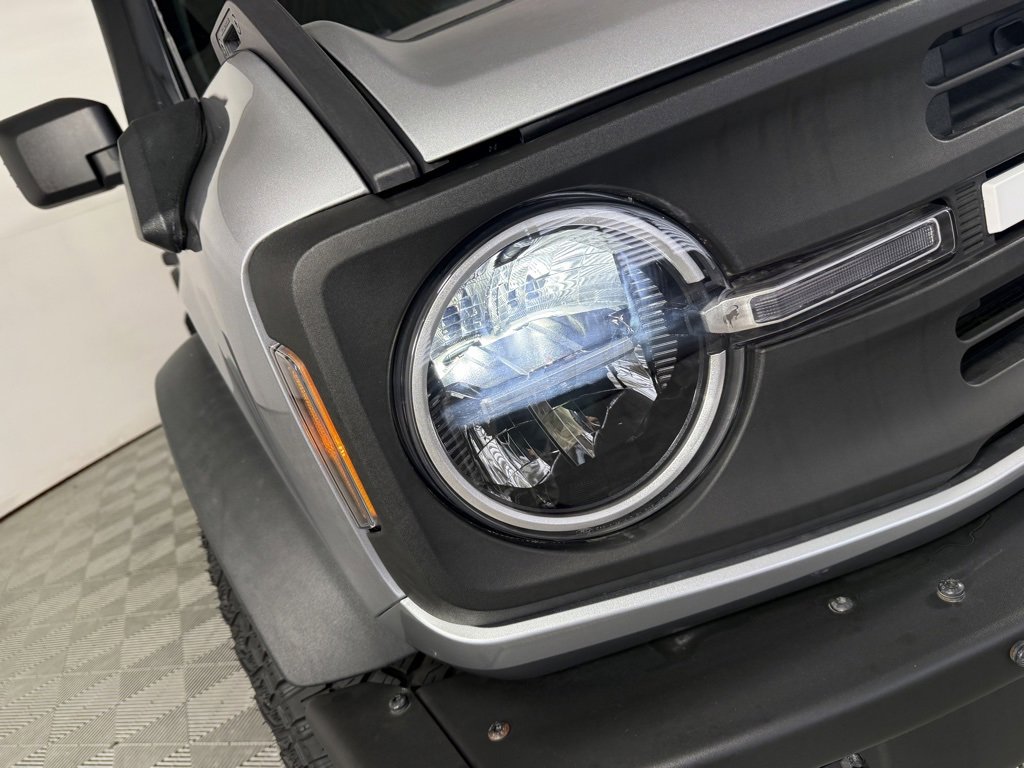 Used 2023 Ford Bronco Black Diamond image 11