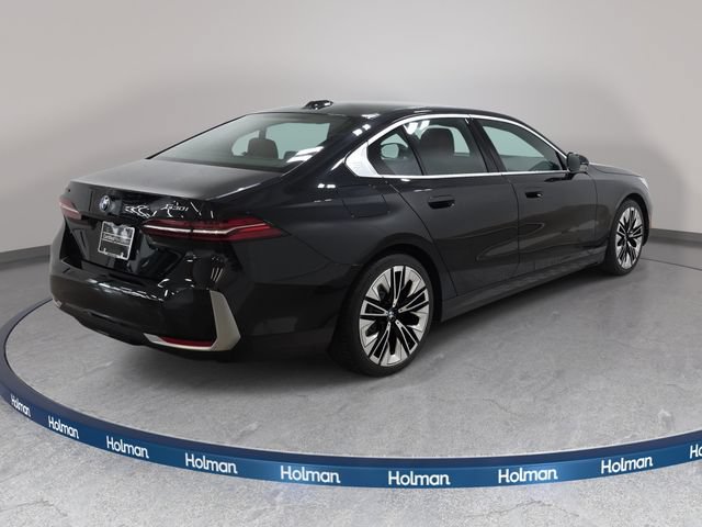 Certified 2024 BMW 530i xDrive w/ Premium Package AWD/4WD image 5
