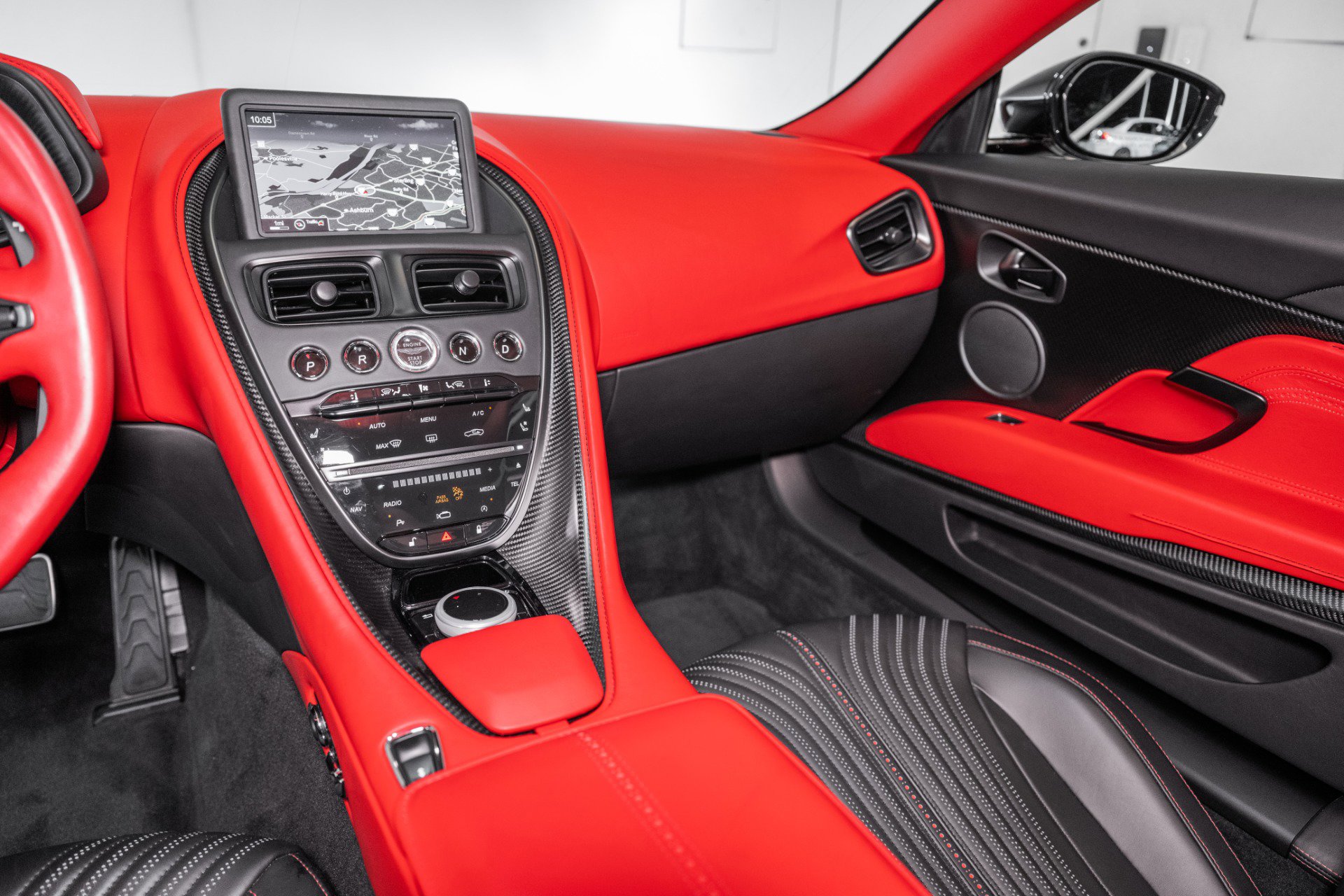 Used 2023 Aston Martin DB11 V8 Coupe image 18