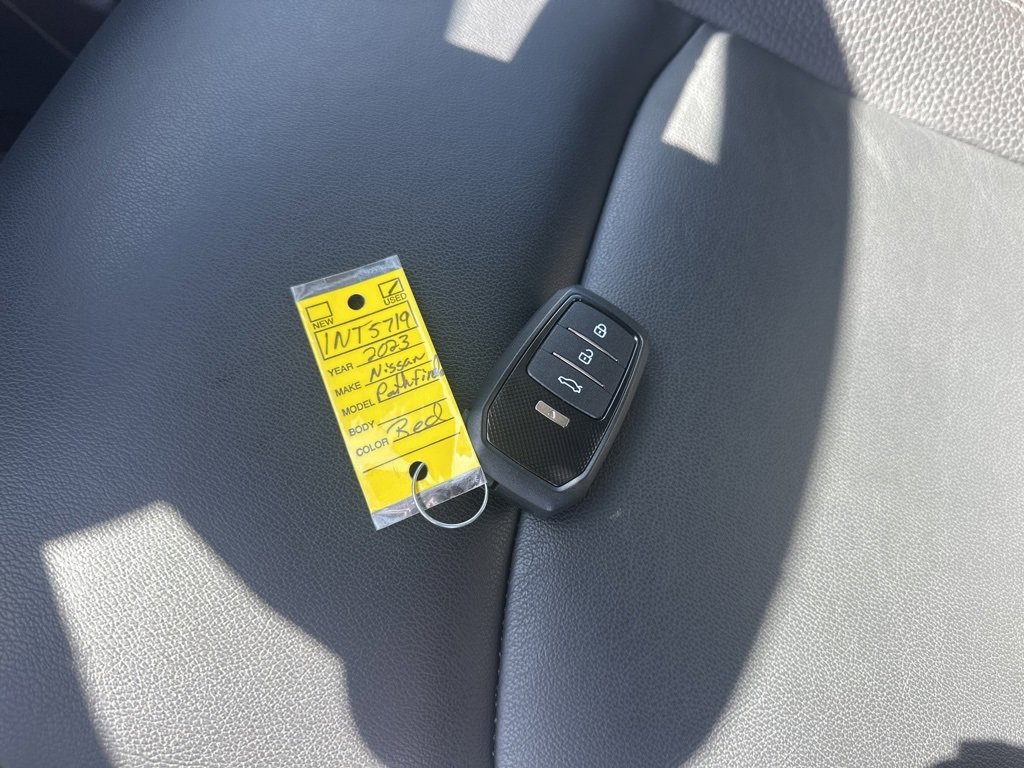 Used 2023 Nissan Pathfinder SL image 36