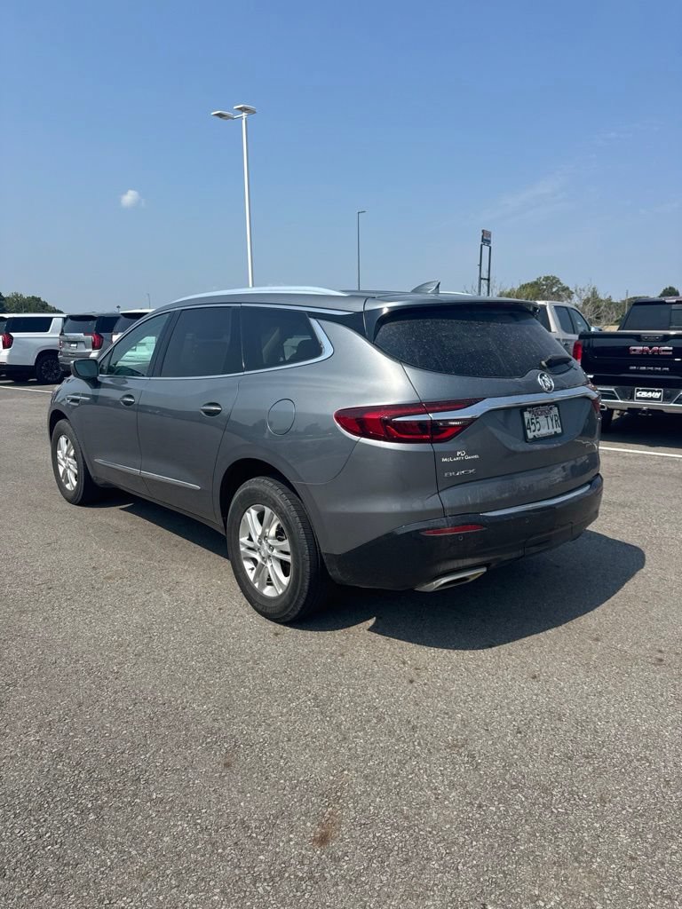 Used 2018 Buick Enclave Essence FWD image 3