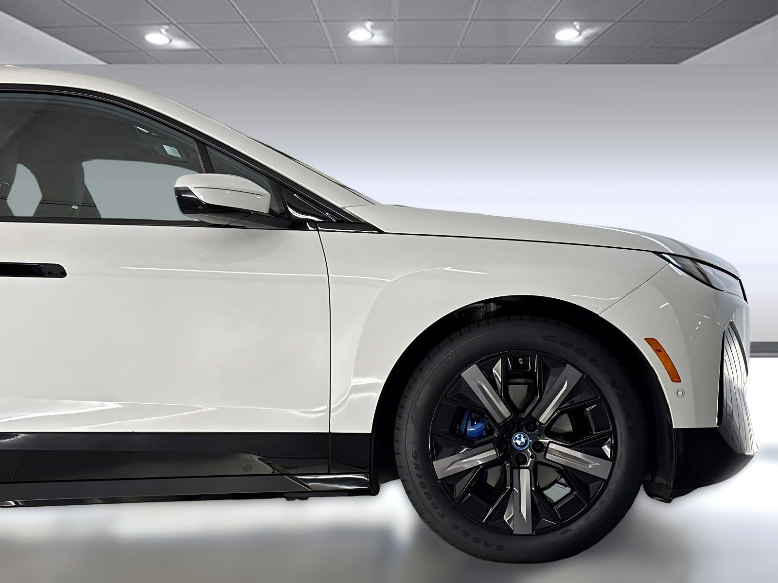 Certified 2023 BMW iX xDrive50 w/ Premium Package image 36