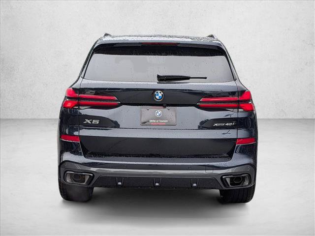 New 2026 BMW X5 xDrive40i w/ M Sport Package AWD/4WD image 8