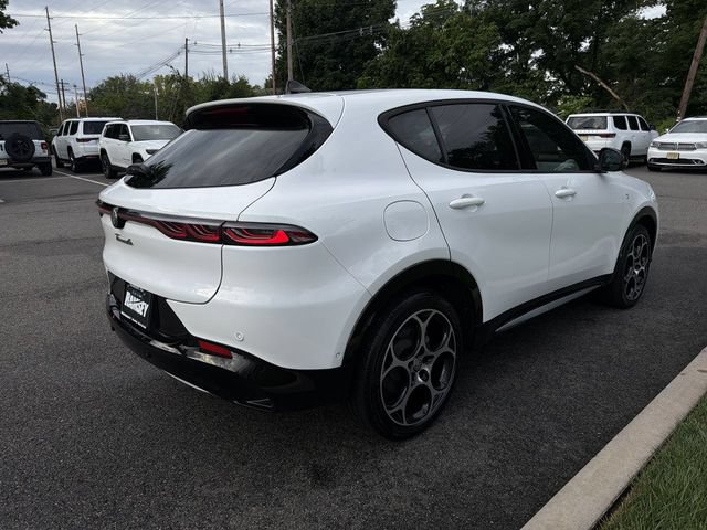 Used 2024 Alfa Romeo Tonale Ti w/ Active Assist Package AWD/4WD image 8