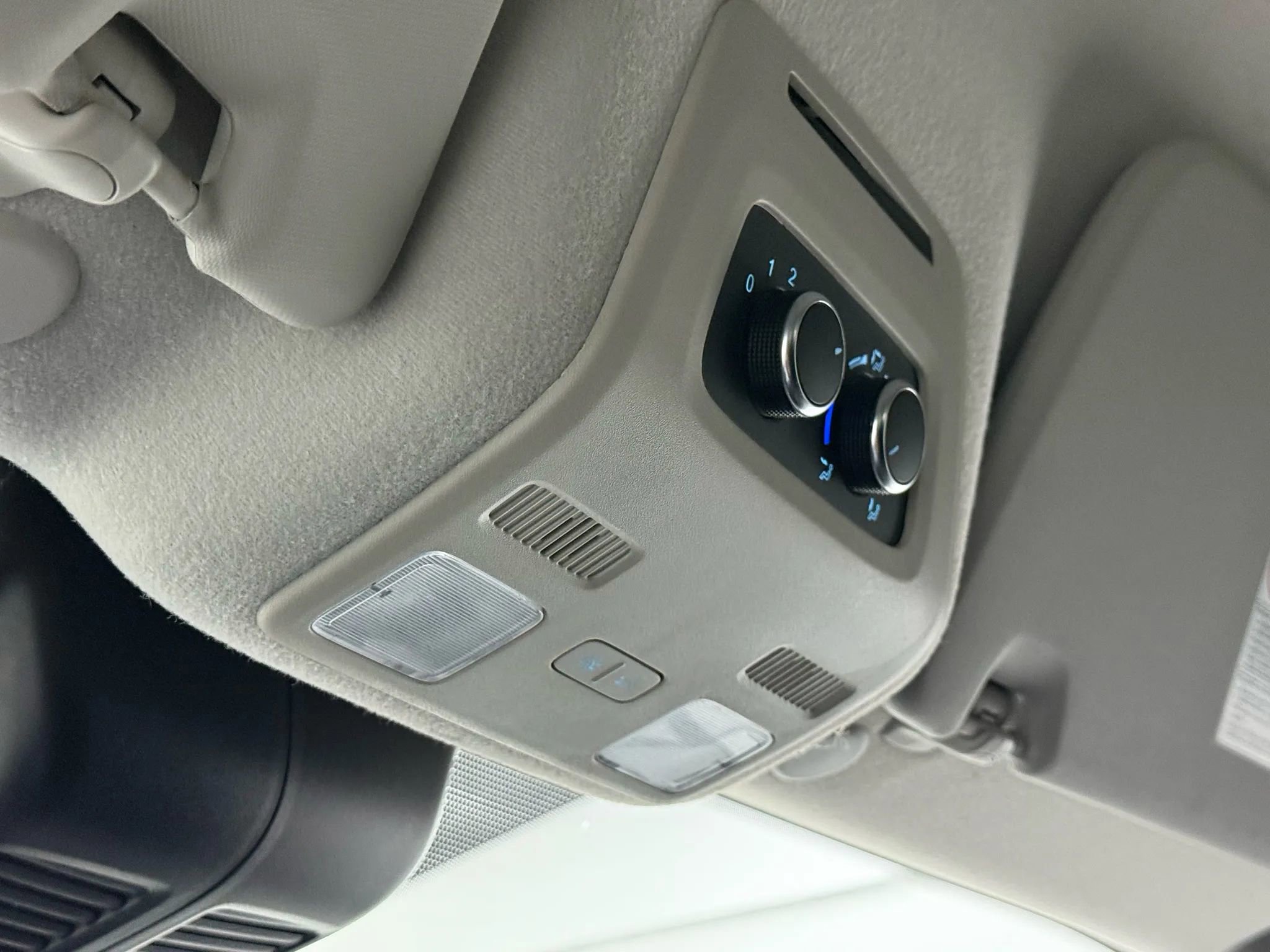 Used 2021 Ford Transit 350 XLT image 20