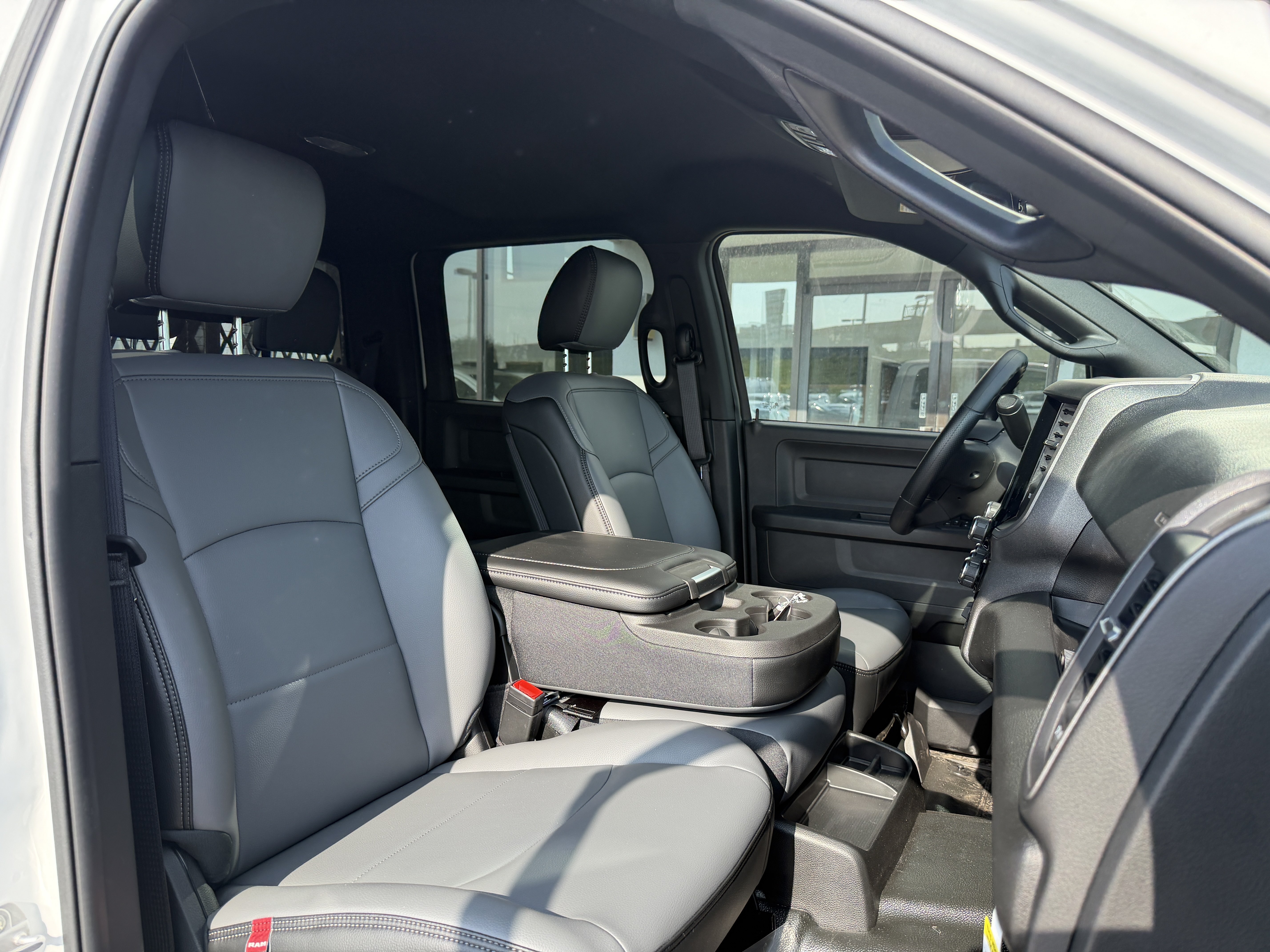 New 2026 RAM 3500 Tradesman AWD/4WD image 19