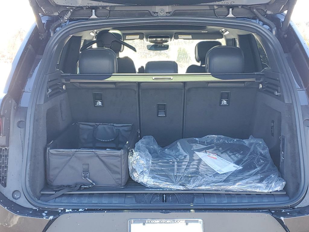 New 2026 Land Rover Range Rover Sport SE image 7