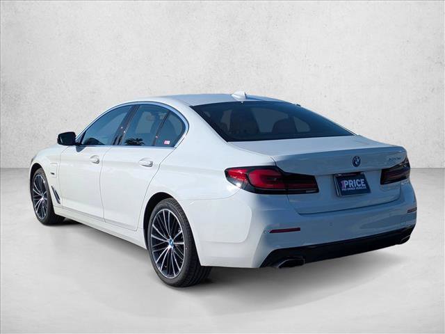 Used 2023 BMW 530e w/ Premium Package image 8