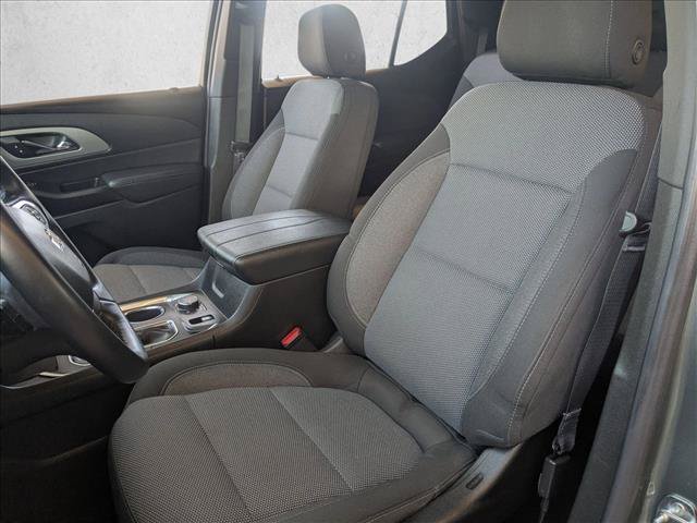 Used 2023 Chevrolet Traverse LT FWD image 16