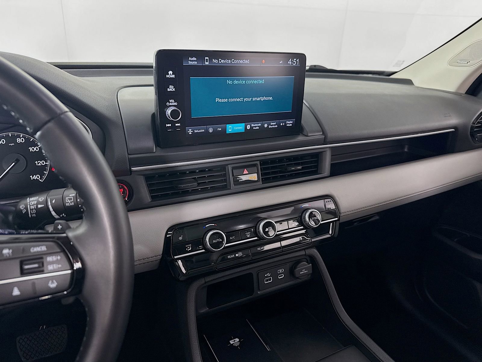 Certified 2023 Honda Pilot Touring image 16