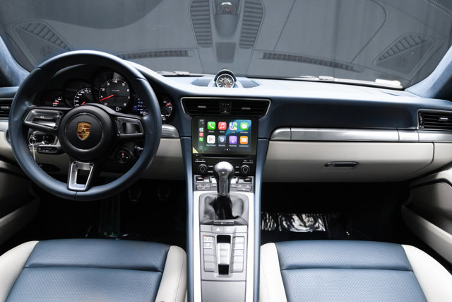 Used 2019 Porsche 911 Carrera S RWD image 3