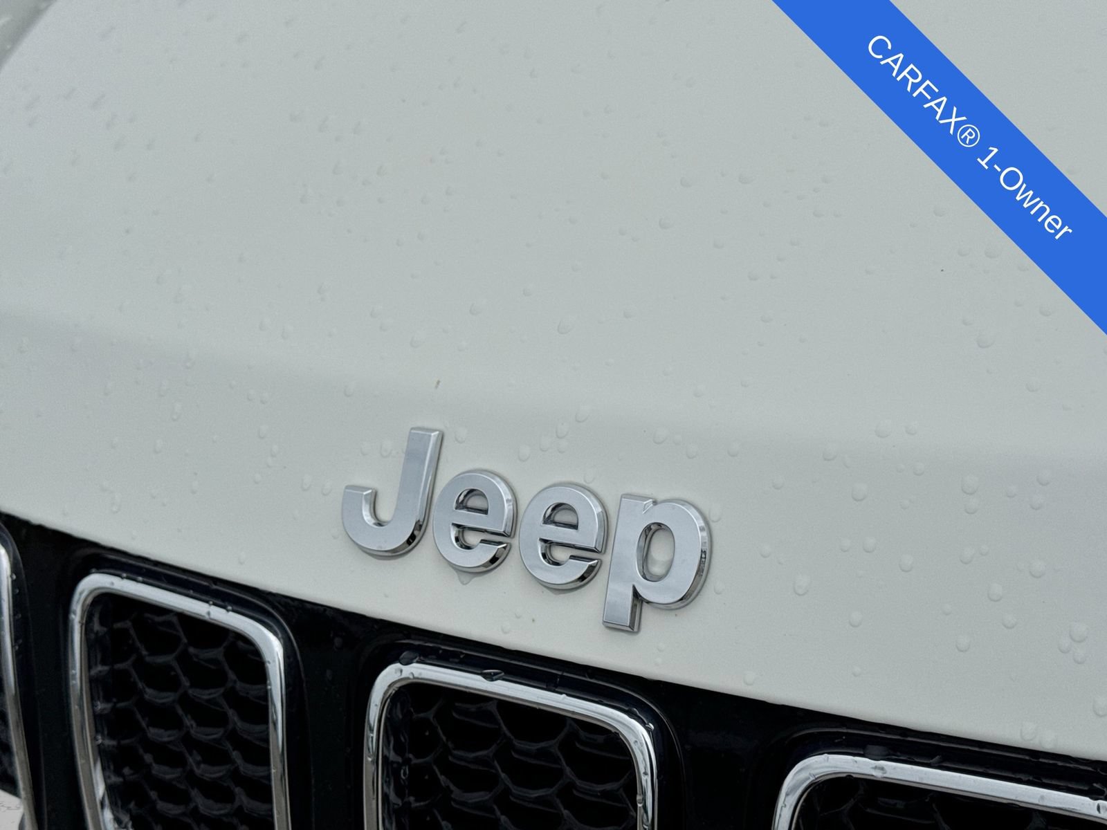 Used 2019 Jeep Compass Latitude w/ Cold Weather Group AWD/4WD image 14