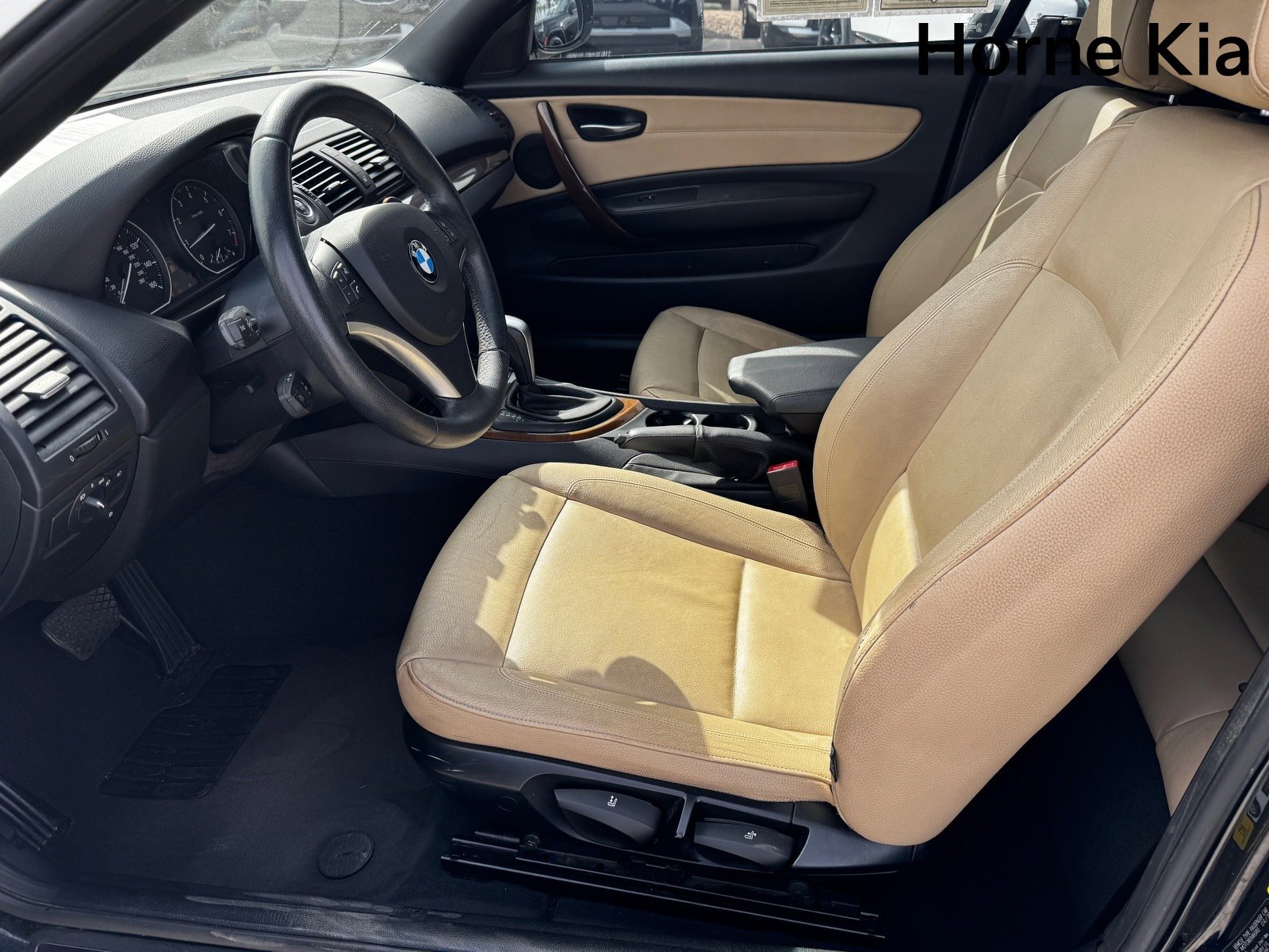 Used 2011 BMW 128i Convertible image 10