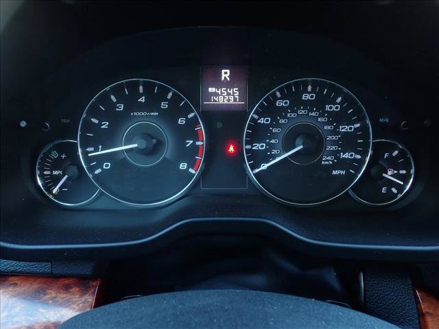 Used 2011 Subaru Outback 2.5i Limited AWD/4WD image 23