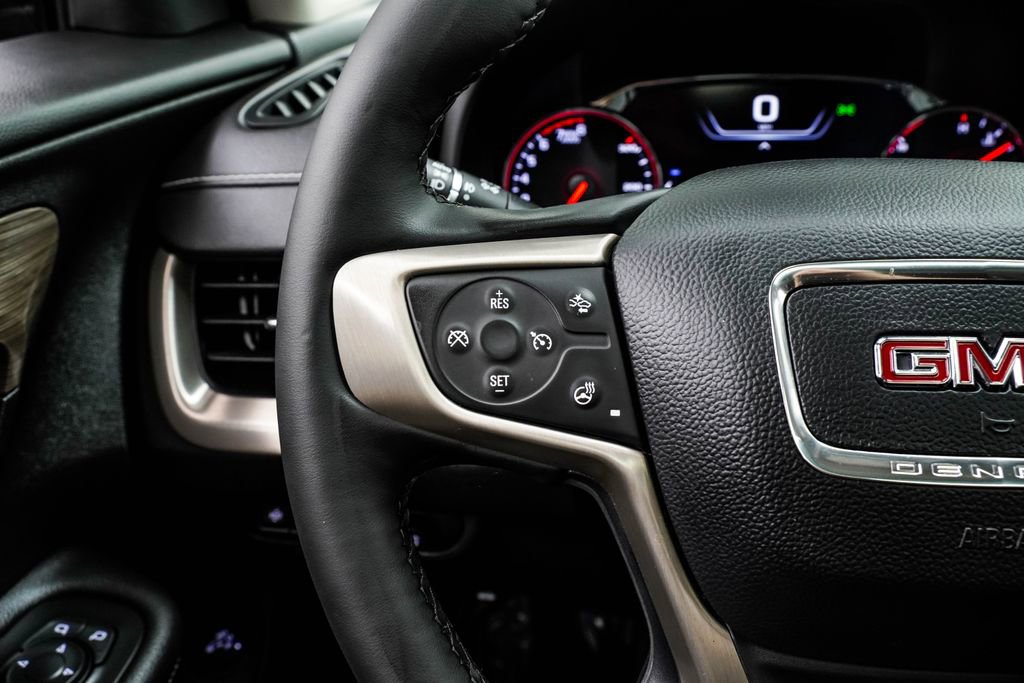Used 2023 GMC Terrain Denali w/ Denali Premium Package AWD/4WD image 37