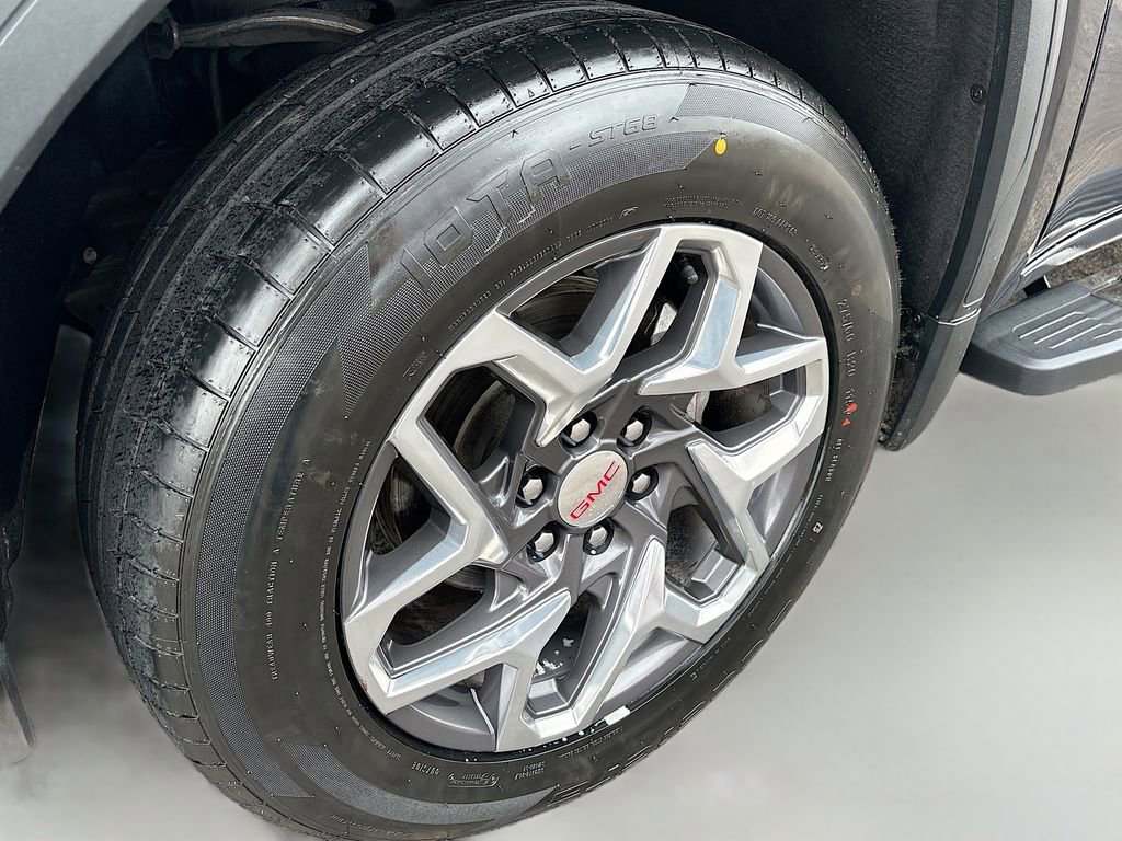 Used 2023 GMC Sierra 1500 SLT w/ SLT Premium Plus Package AWD/4WD image 31