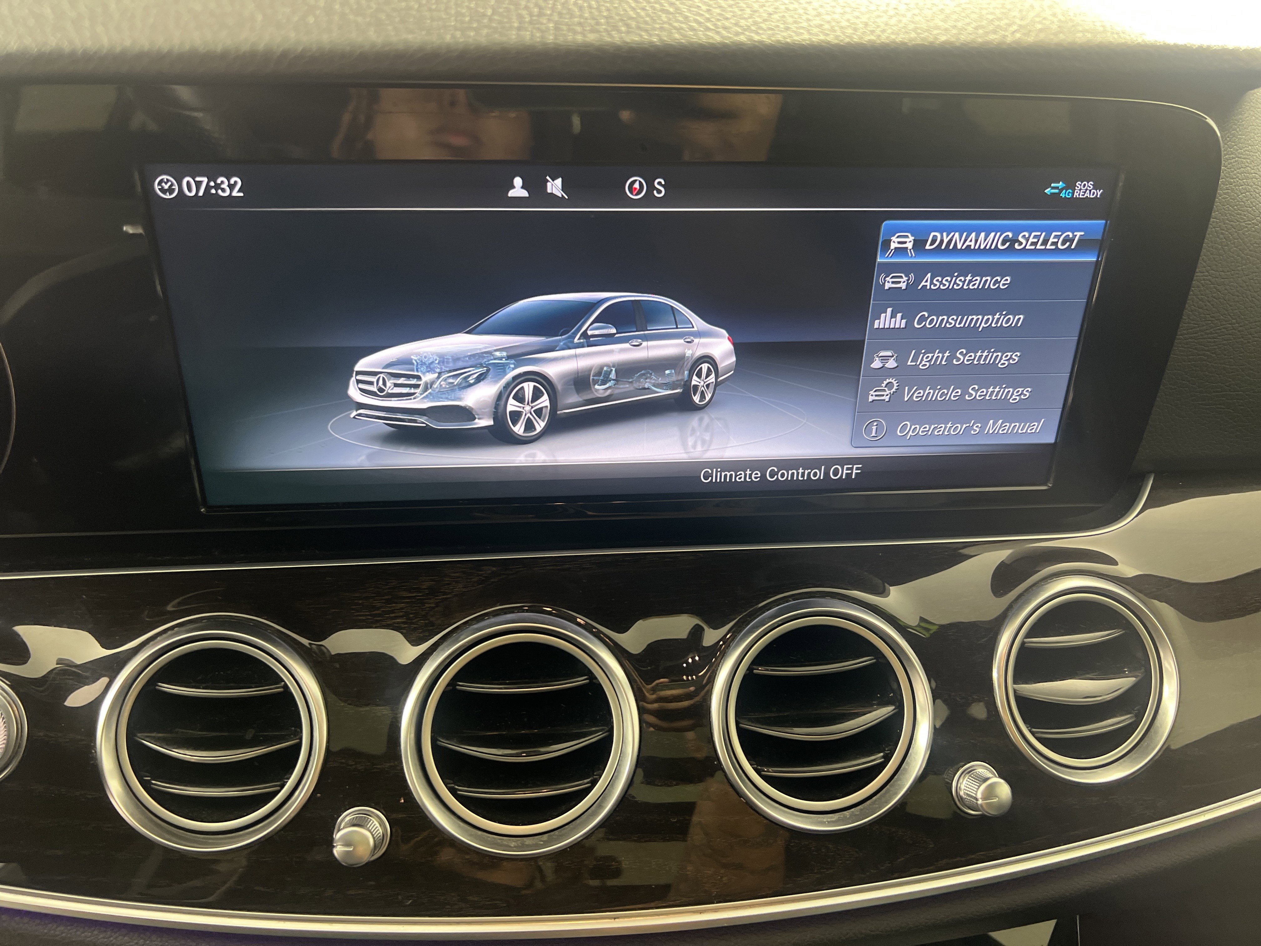 Used 2017 Mercedes-Benz E 300 4MATIC image 17