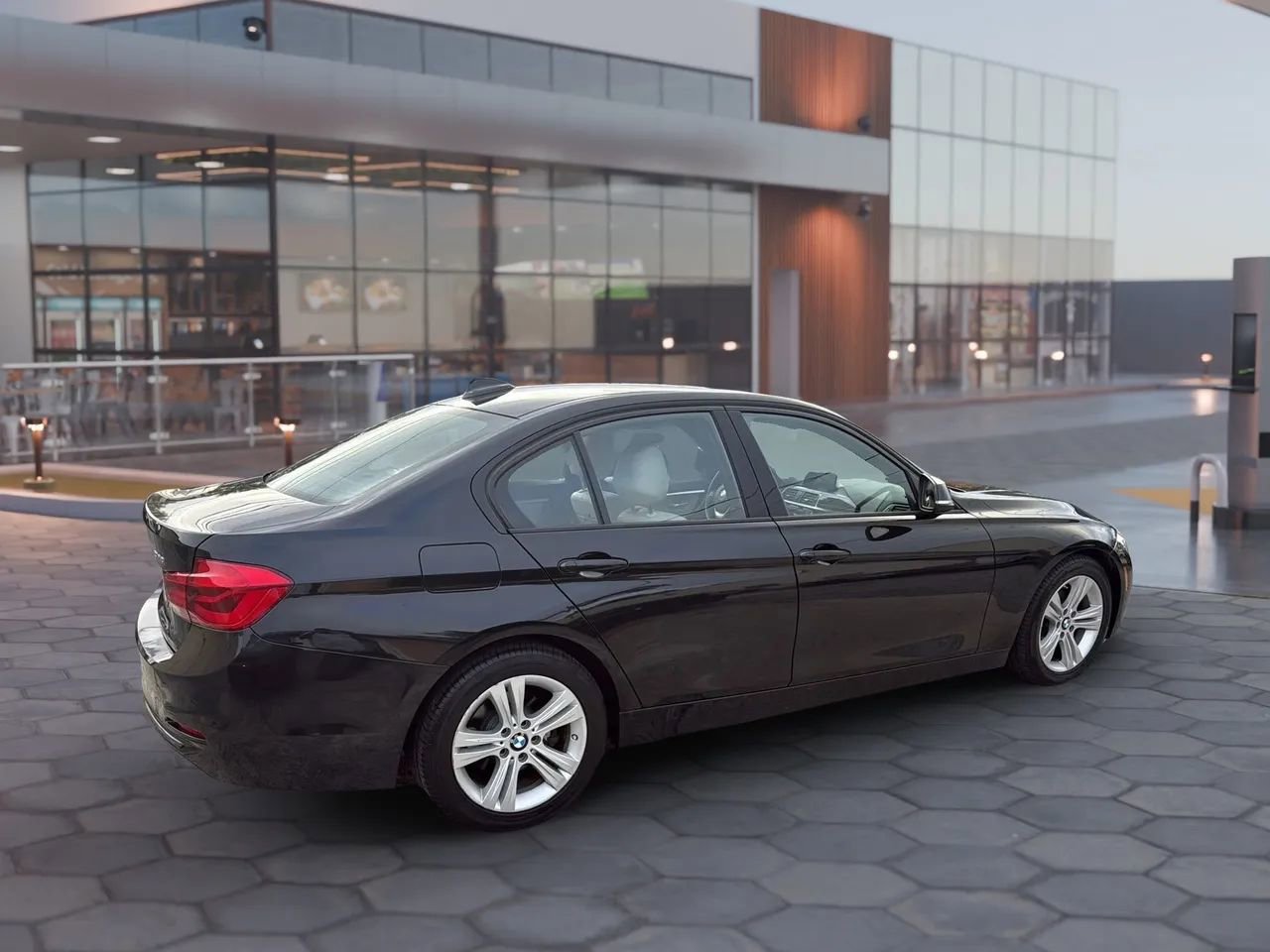Used 2016 BMW 328i Sedan image 14