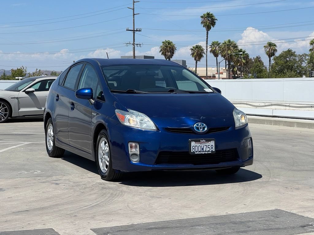 Used 2010 Toyota Prius Two FWD image 2