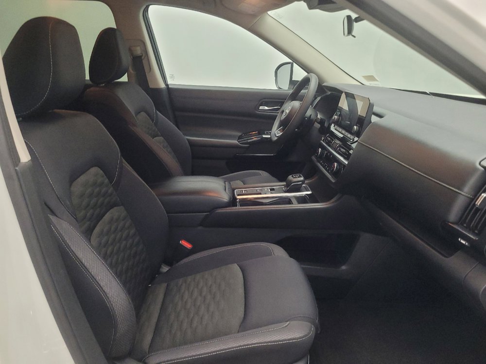 Used 2022 Nissan Pathfinder S FWD image 21