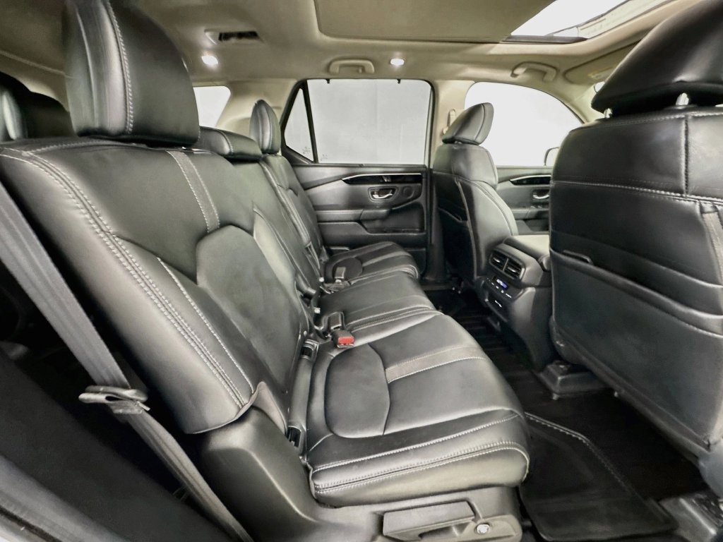 Used 2024 Honda Pilot Touring image 39
