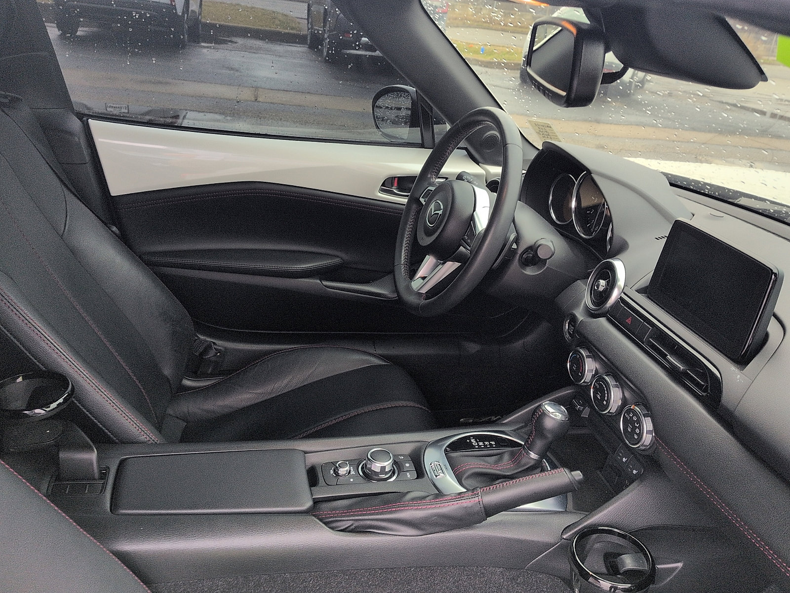 Used 2019 MAZDA MX-5 Miata RF Grand Touring image 7